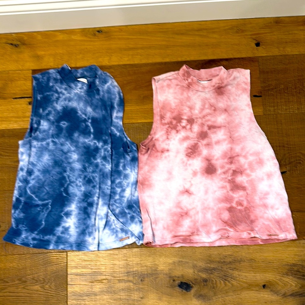 Excellent Condition Spiritual Gangster Mock Neck Tie-Dye Sleeveless Tops Size Sm